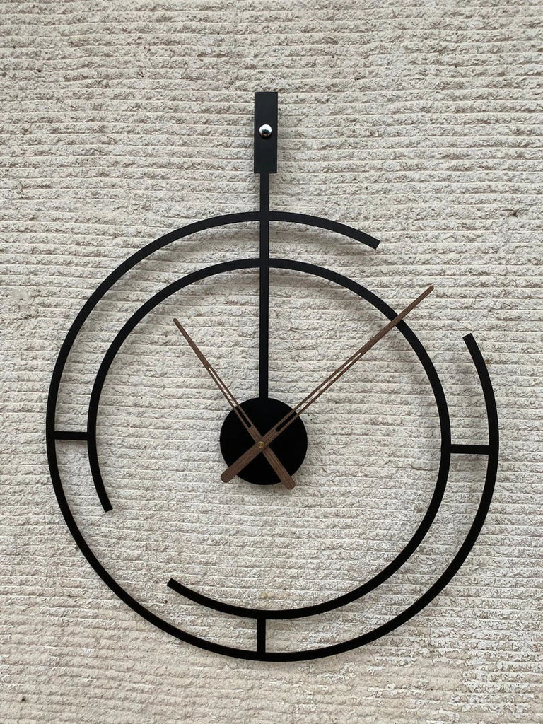 Creative Metal Wall Clock